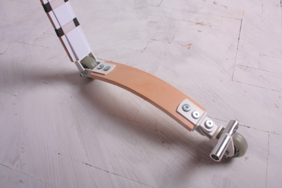adam torok's collapsible belt-scooter